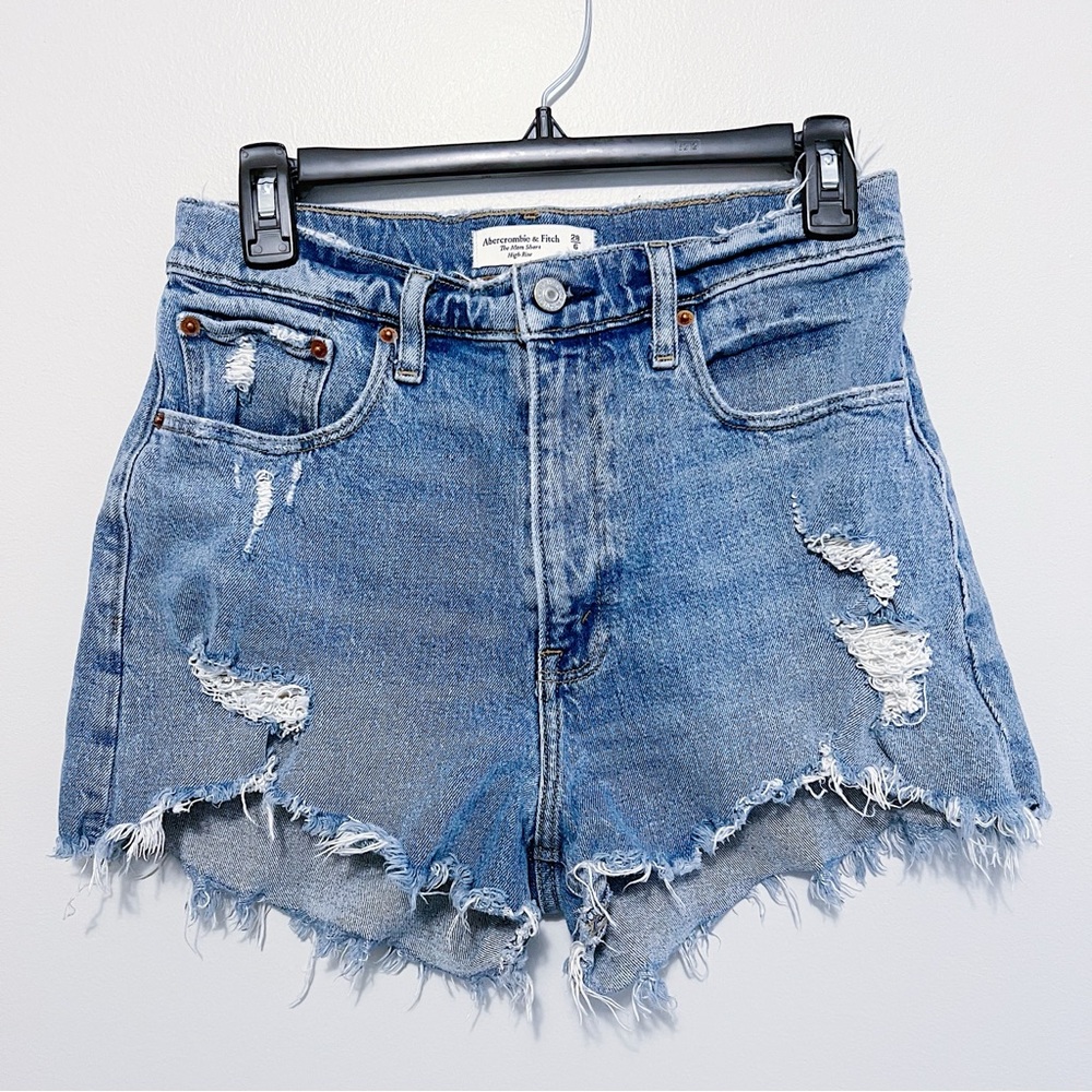 Abercrombie & Fitch - Curve Love High Rise Mom Denim Short Cut-off